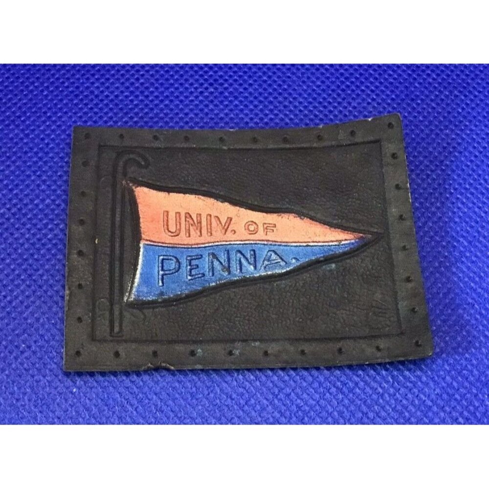 Antique UNIVERSITY PENNSYLVANIIA Prize Premium c. 1910 Leather Patch Quakers